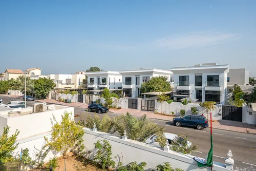 5 Bedrooms Villa in Jumeirah 3 Villas
