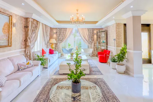 5 Bedrooms Villa in Narjis