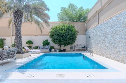 5 Bedrooms Villa in Narjis