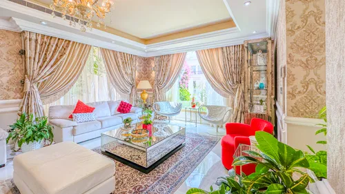 5 Bedrooms Villa in Narjis