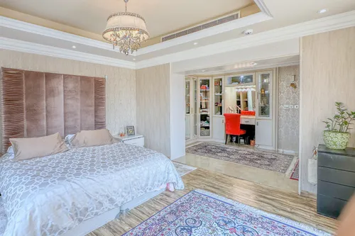 5 Bedrooms Villa in Narjis