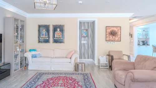 5 Bedrooms Villa in Narjis