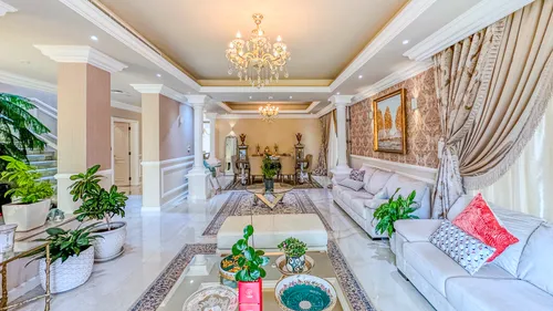 5 Bedrooms Villa in Narjis