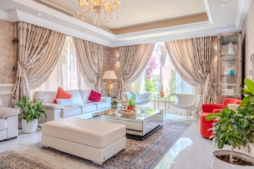 5 Bedrooms Villa in Narjis