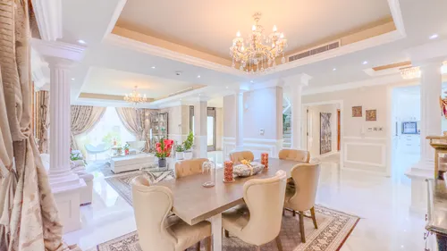 5 Bedrooms Villa in Narjis