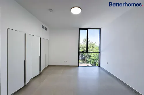 4 Bedrooms Townhouse in Robinia