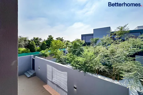 4 Bedrooms Townhouse in Robinia