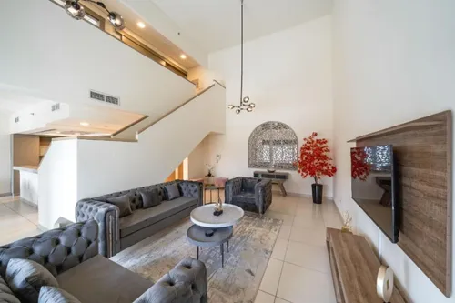 2 Bedrooms Apartment in The Lofts Podium