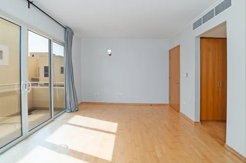 4 Bedrooms Townhouse in Hemaim Community