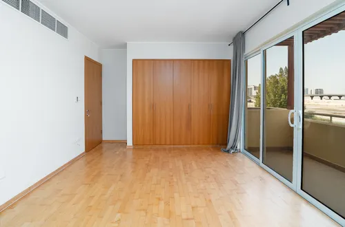 4 Bedrooms Townhouse in Hemaim Community