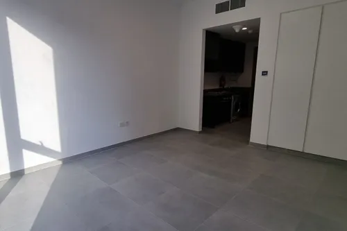  Apartment in Tiraz