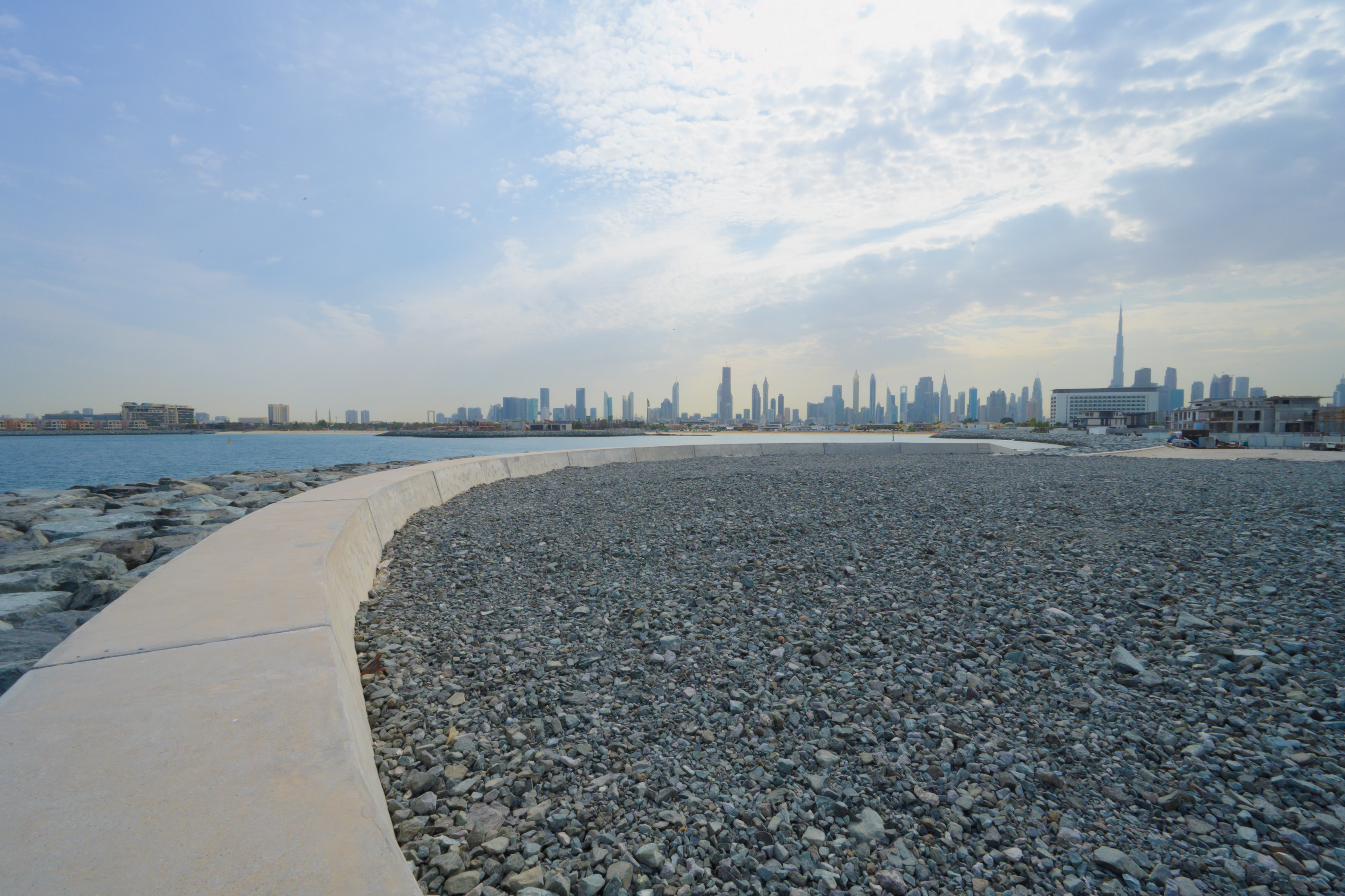  Land in La Mer South Island