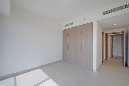 2 Bedrooms Apartment in Soho Square