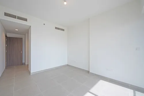 2 Bedrooms Apartment in Soho Square