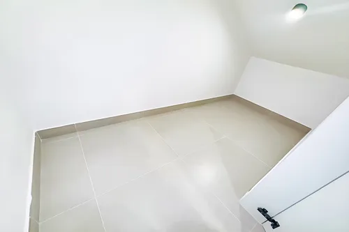 4 Bedrooms Townhouse in Robinia