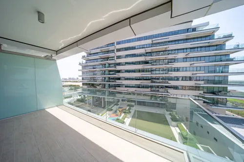 2 Bedrooms Apartment in Mayan 3