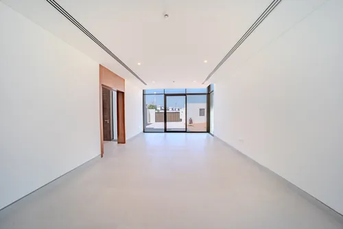 4 Bedrooms Villa in Ain Al Maha