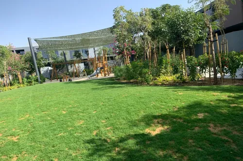 4 Bedrooms Townhouse in Robinia