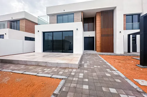4 Bedrooms Villa in The Dunes