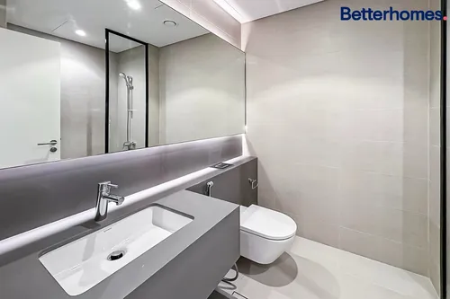 4 Bedrooms Villa in Robinia
