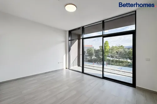 4 Bedrooms Villa in Robinia