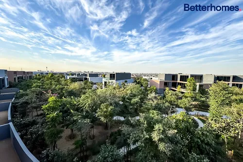 4 Bedrooms Villa in Robinia