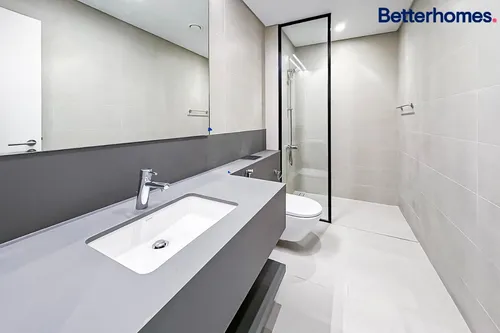 4 Bedrooms Villa in Robinia