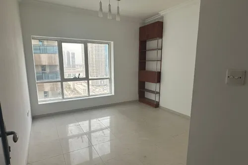 3 Bedrooms Apartment in Queen Tower