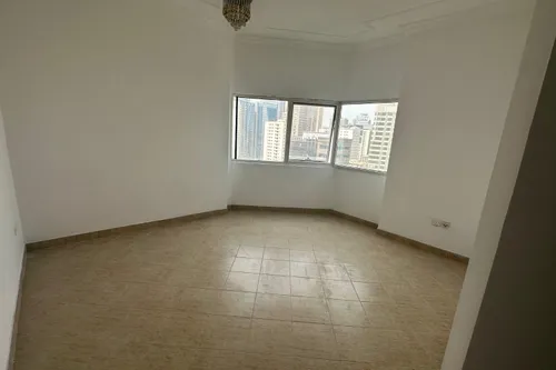 3 Bedrooms Apartment in Queen Tower