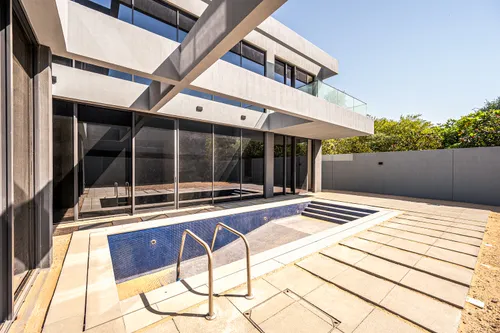 5 Bedrooms Villa in Sendian
