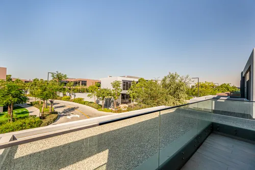 5 Bedrooms Villa in Sendian