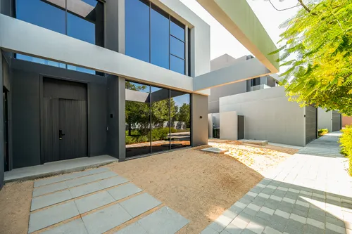 5 Bedrooms Villa in Sendian