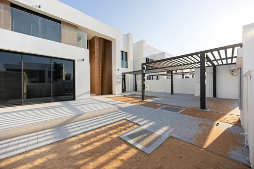 4 Bedrooms Villa in The Dunes