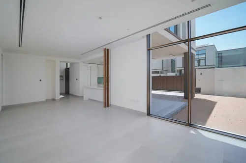 4 Bedrooms Townhouse in Souk Al Jubail