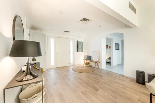5 Bedrooms Villa in Umm Suqeim 3 Villas