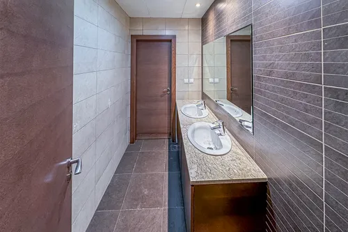 4 Bedrooms Villa in Golf Gardens