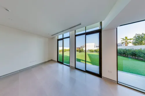 4 Bedrooms Villa in Ain Al Maha