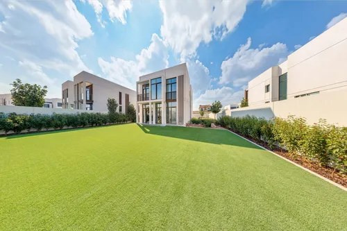 4 Bedrooms Villa in Ain Al Maha