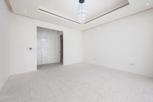 5 Bedrooms Villa in Nad Al Sheba 4
