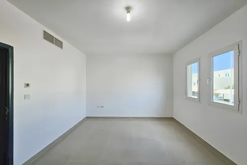 2 Bedrooms Villa in Desert Style