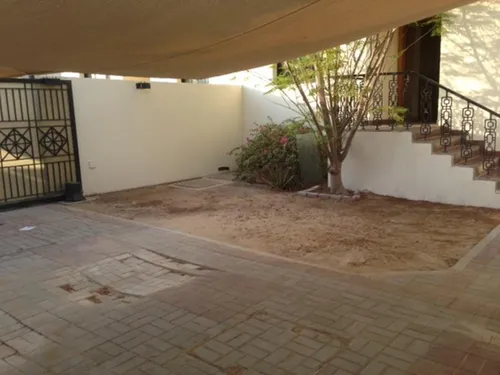 3 Bedrooms Villa in Mirdif Villas