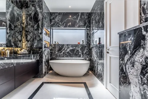 5 Bedrooms Villa in Wildflower