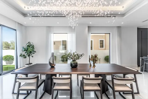 5 Bedrooms Villa in Wildflower