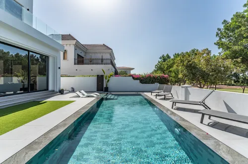 5 Bedrooms Villa in Wildflower