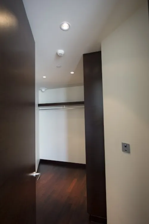 2 Bedrooms Apartment in A Tower