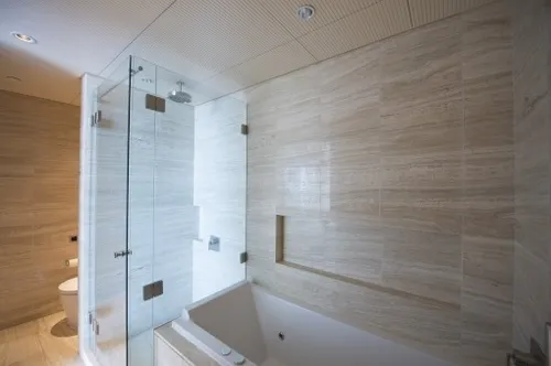 2 Bedrooms Apartment in A Tower