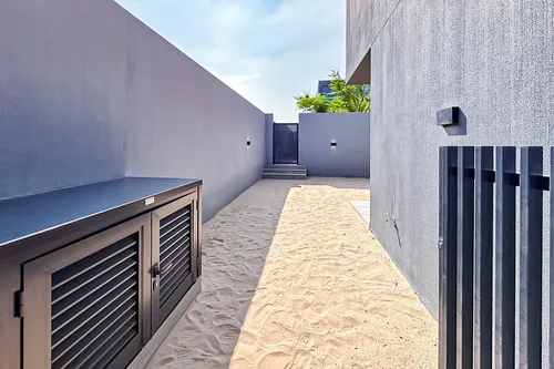 4 Bedrooms Townhouse in Robinia
