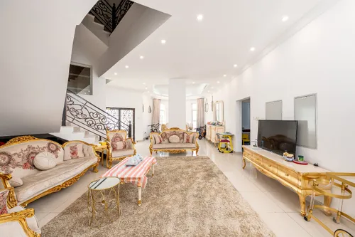 6 Bedrooms Villa in Al Barsha South 1