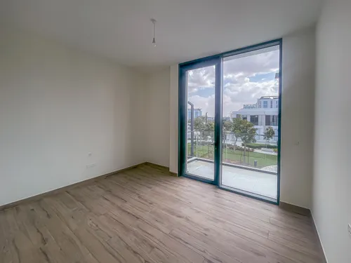 4 Bedrooms Villa in District One Phase III A
