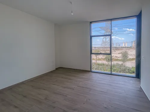 4 Bedrooms Villa in District One Phase III A